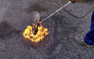 Crowsnest flat roofing repairs